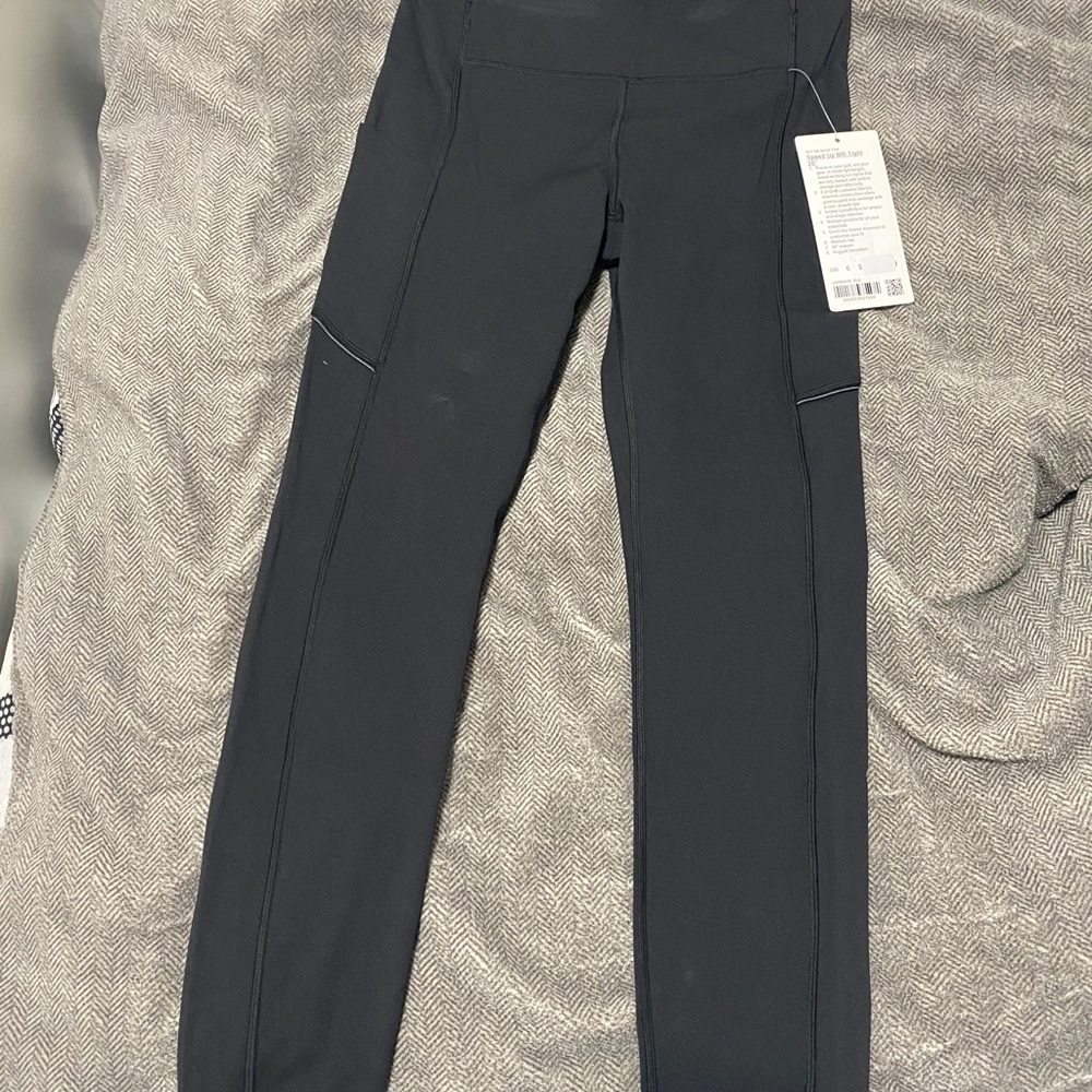 Black Lululemon Leggings Speed Up MR Tight 28”
